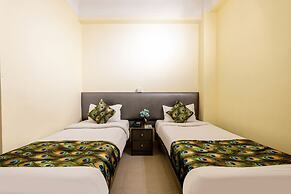 Mayur Hotel