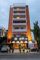 Mayur Hotel