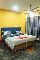 Hotel Konaaz Inn