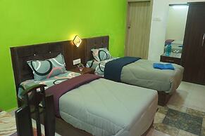 Hotel Konaaz Inn