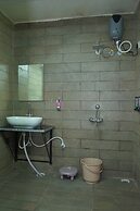 Hotel Konaaz Inn