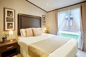 Host Stay Sutton Lodge