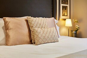 Host Stay Sutton Lodge