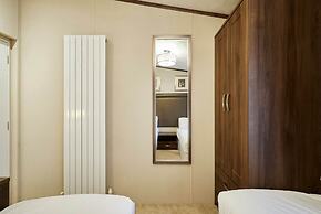 Host Stay Sutton Lodge