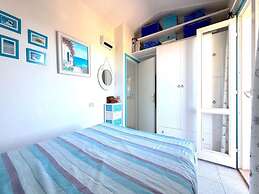Charming Sea-view Apartment With Pool
