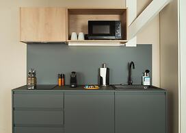 Limehome Versailles Rue du Bailliage