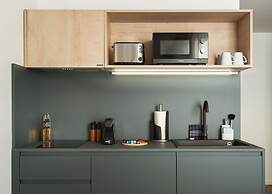 Limehome Versailles Rue du Bailliage