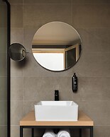 Limehome Versailles Rue du Bailliage