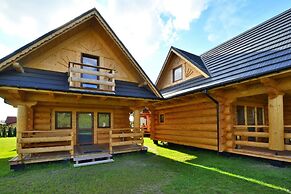 Comfortable, Two-story Holiday Homes With Terraces