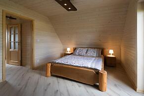 Comfortable, Two-story Holiday Homes With Terraces