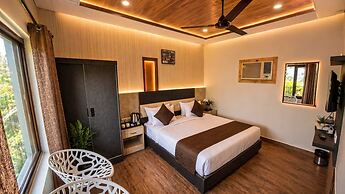 Jungle Nest Retreat Resort