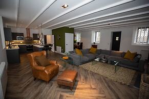 Stunning 3 Bed Converted Village Hall