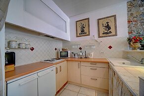Atypique Appartement 2 Chambres Suquet A2b159