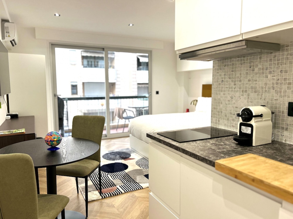 Studio Moderne 5 MN Plages Croisette A0b191