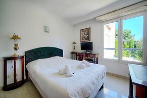 Beau 3 Chambres Piscine Parking A3b134
