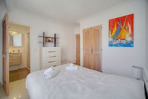 Beau 3 Chambres Piscine Parking A3b134