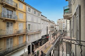 Spacieux 2 pi ces et Moderne Carr d or A1b205