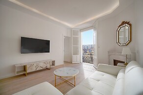 Exceptionnel 3 Chambres Balcon Carr d or A3b129