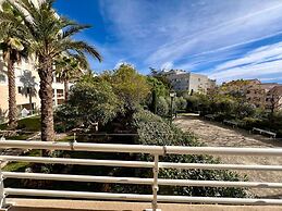 3 pi ces Terrasse et Parking A2b237