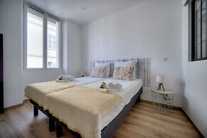 Moderne 2 pi ces c ur du Quartier Suquet A1b261