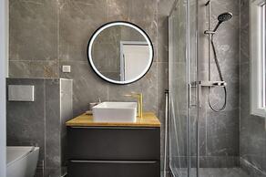 Moderne 2 pi ces c ur du Quartier Suquet A1b261