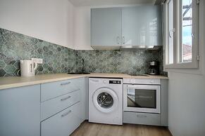 Moderne 2 pi ces c ur du Quartier Suquet A1b261