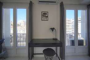 Studio Fonctionnel et Confortable A0b204