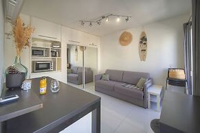 Studio Fonctionnel et Confortable A0b204