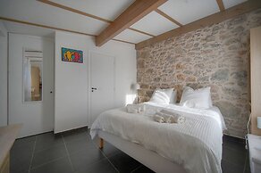 3 Chambres Terrasse et 1 Chambre Studio A4b026