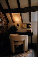 Boutique Luxury Cottage Cheshire Wedding Guests