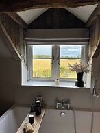 Boutique Luxury Cottage Cheshire Wedding Guests