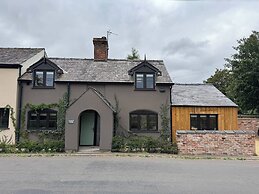 Boutique Luxury Cottage Cheshire Wedding Guests