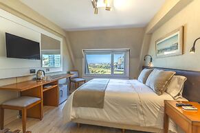 HOTEL LAS ROCAS