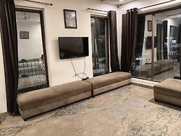 Collection O Agra Kalindi Vihar