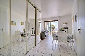 Ref 349442 in Cannes