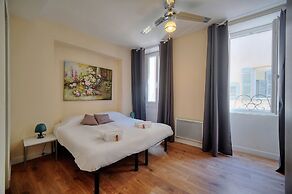 Appartement Spacieux Proche Plages A2b105