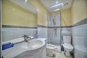 Appartement Spacieux Proche Plages A2b105