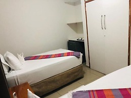 Makgadikgadi Riverview Inn