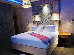 Makgadikgadi Riverview Inn
