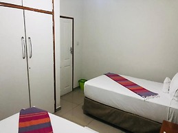 Makgadikgadi Riverview Inn