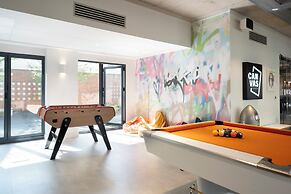Student Only Quintana House