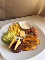 Club 27  Hostal Cafe & Spa