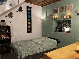 Club 27  Hostal Cafe & Spa