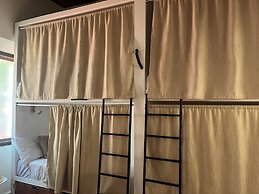 Club 27  Hostal Cafe & Spa
