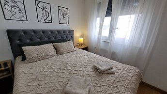 Dea Lux Family Apartment