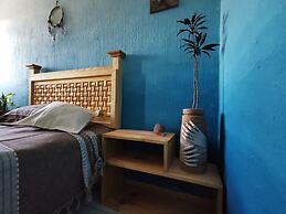 Casa del Árbol Hostel Xochimilco