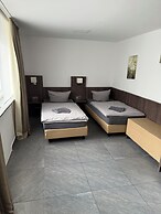 Blauer Stein - Core it02- Haus