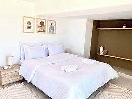 Double Accommodation on the Waterfront in La Marsa