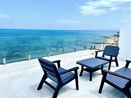 Double Accommodation on the Waterfront in La Marsa