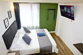 ApartaHotel Retiro 79